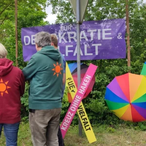 Ein Foto von einer Demo für Vielfalt.